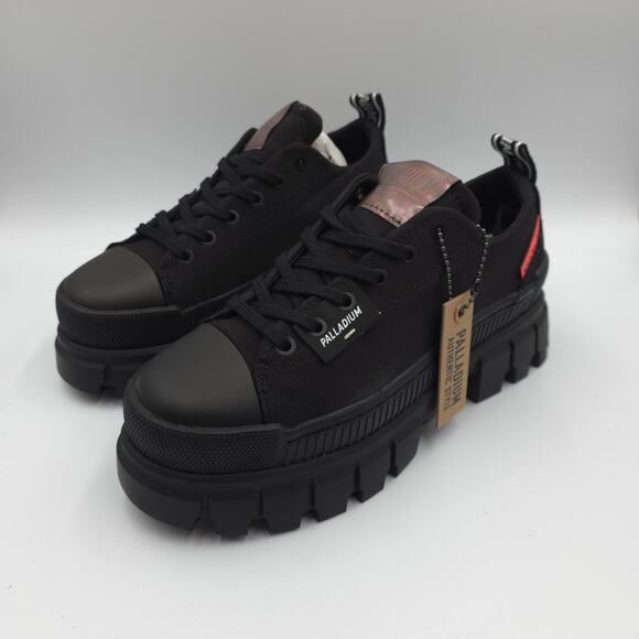 Palladium Shoes - Palladium REVOLT LO TX In Black/Black Size 6